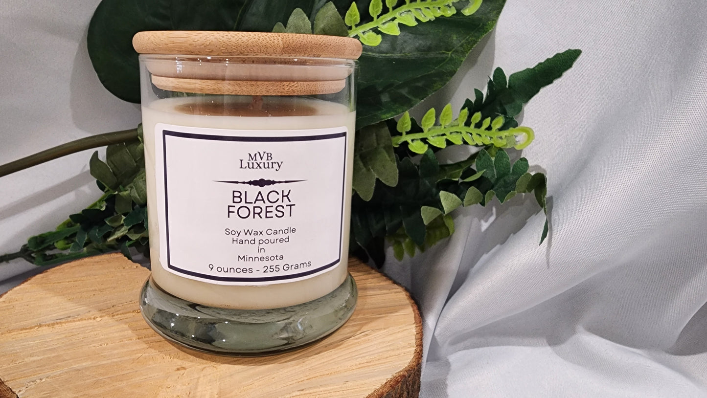 BLACK FOREST 9 OUNCE ROUND CANDLE