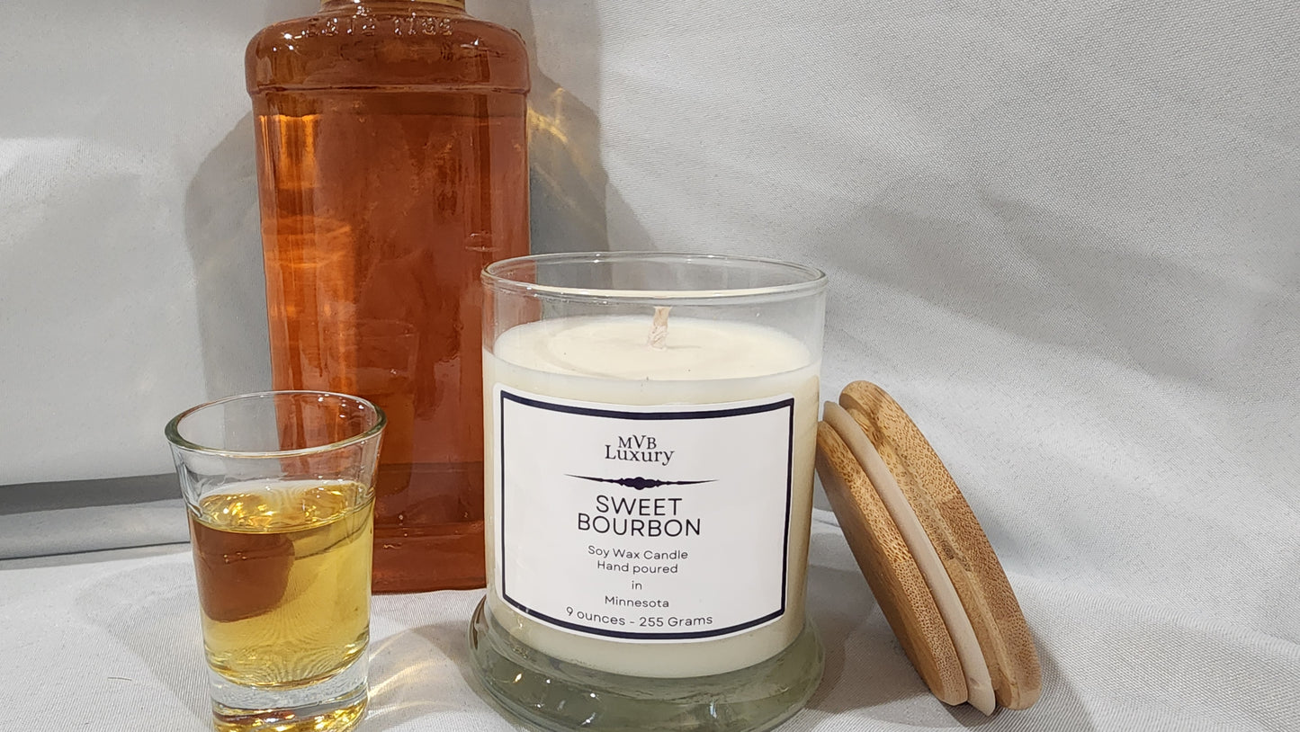 SWEET BOURBON 9 OUNCE ROUND CANDLE