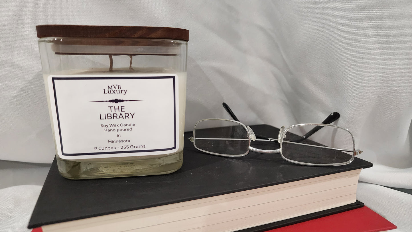 THE LIBRARY 9 OUNCE SQUARE CANDLE